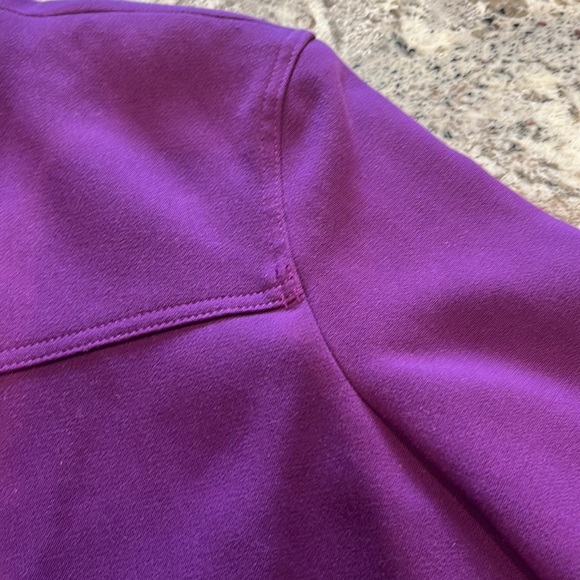 EUC Focus 2000 purple lined hidden button blazer - Picture 7 of 15